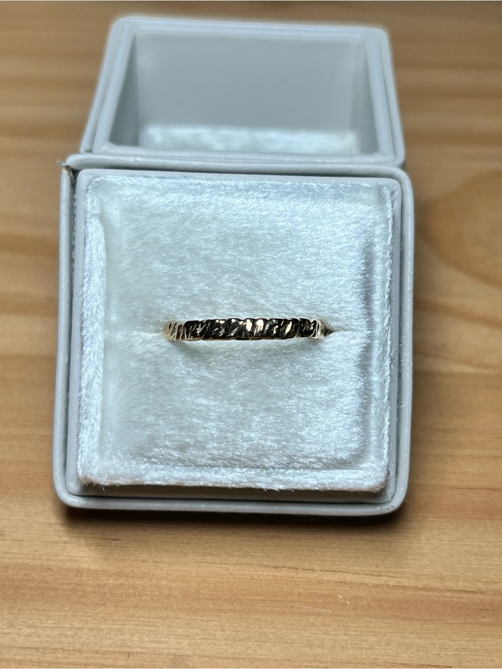 Bluboho tree bark ring, yellow gold, size 8